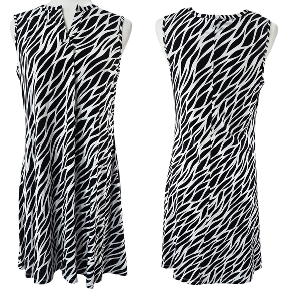 Chico's Black White Abstract Ronni Split Neck Knee Length Dress Stretchy Party - Picture 1 of 8